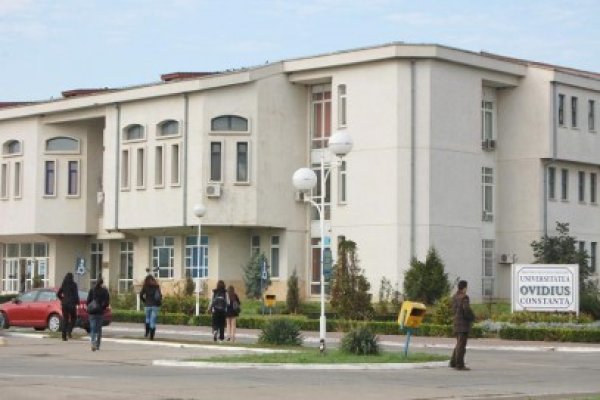 Biblioteca Universitară Ovidius, gazda conferinţei de studii americane